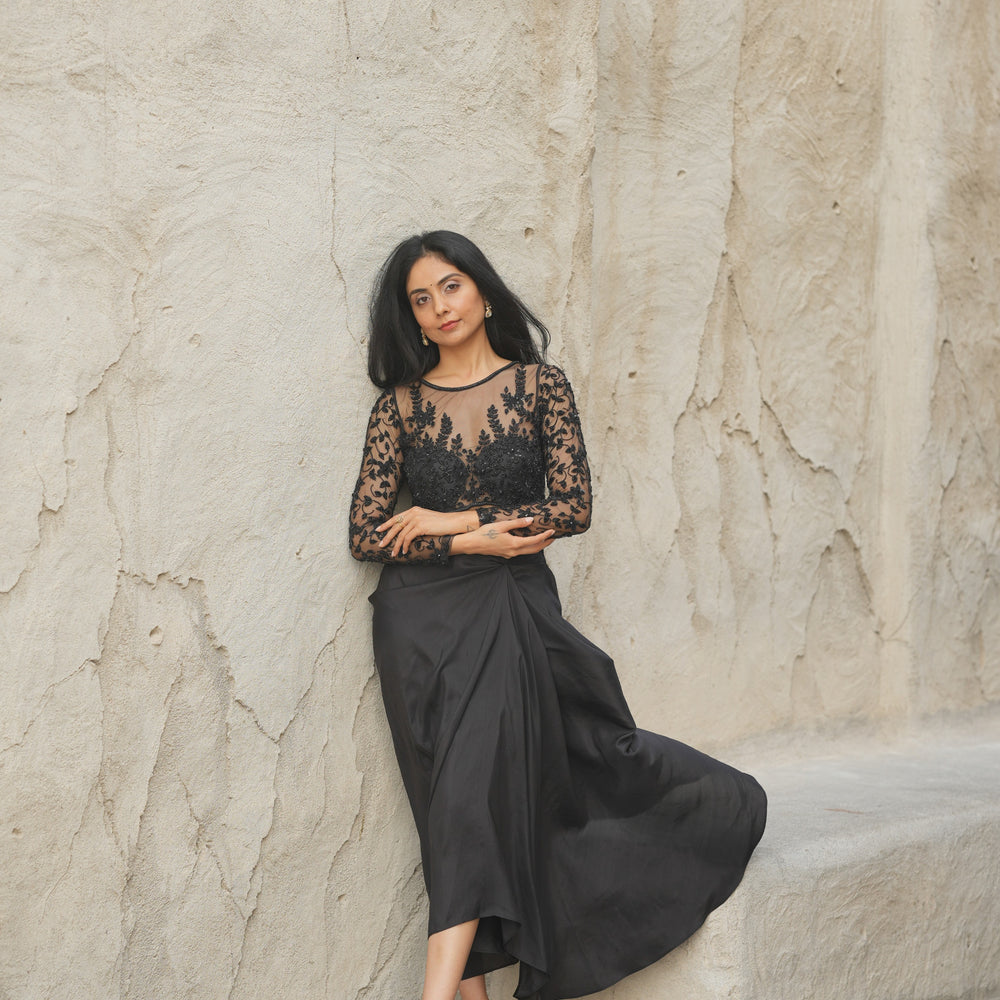 
                      
                        Kajal Blouse
                      
                    