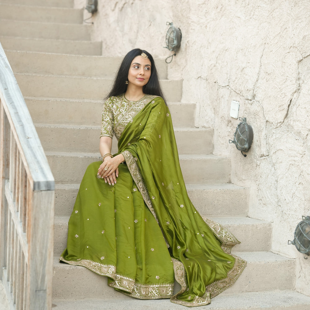 
                      
                        Lakshmi Saree Set
                      
                    