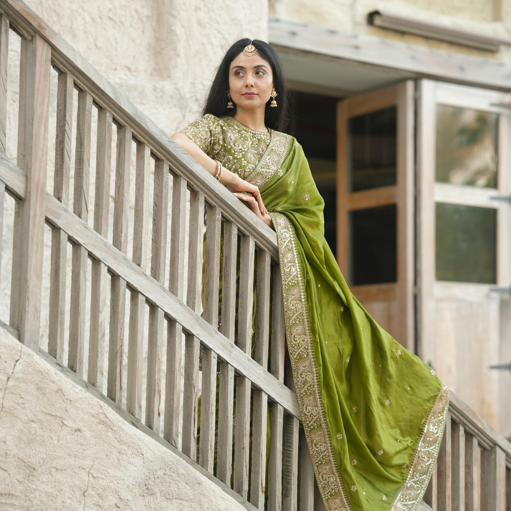 
                      
                        Lakshmi Saree Set
                      
                    