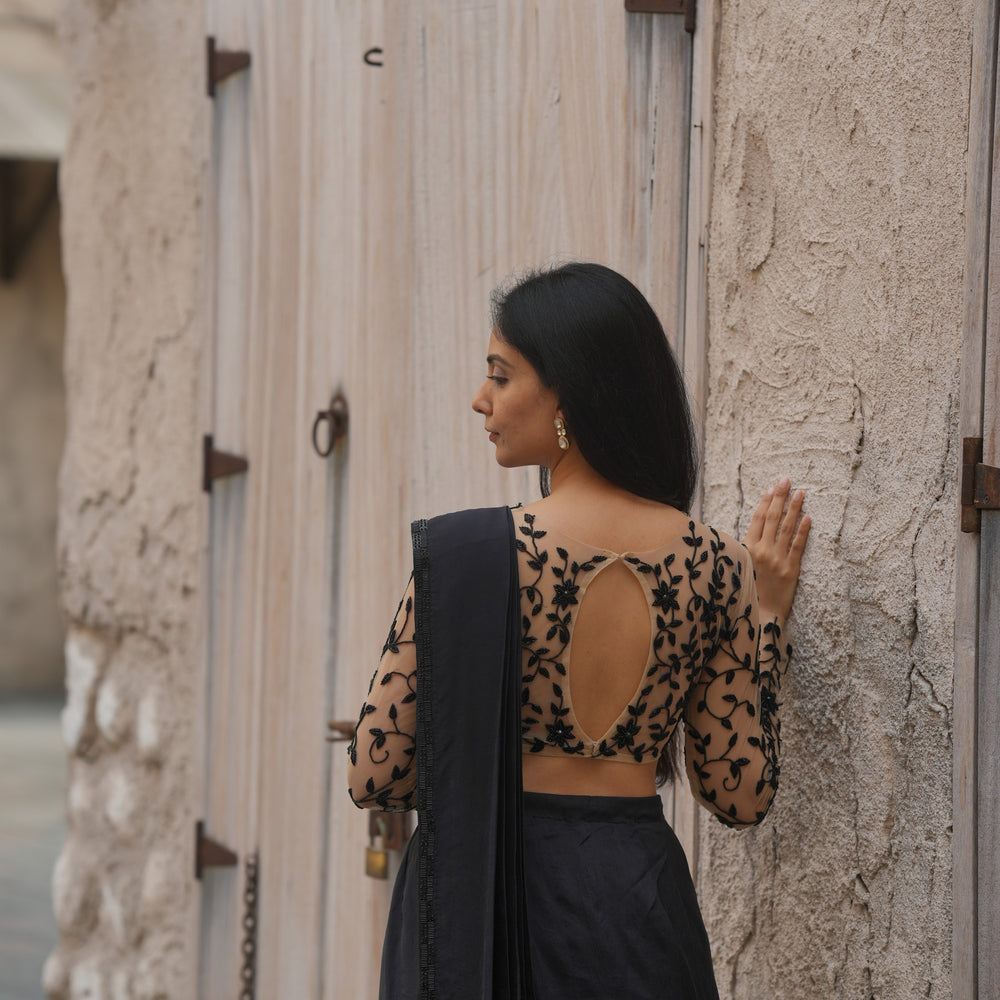 
                      
                        Raaya Saree
                      
                    