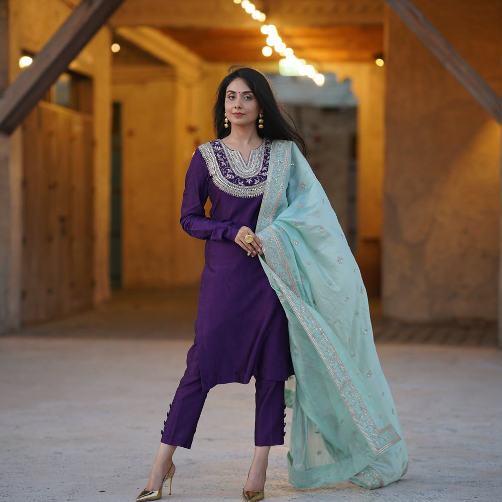 
                      
                        Kamini Kurta Set
                      
                    