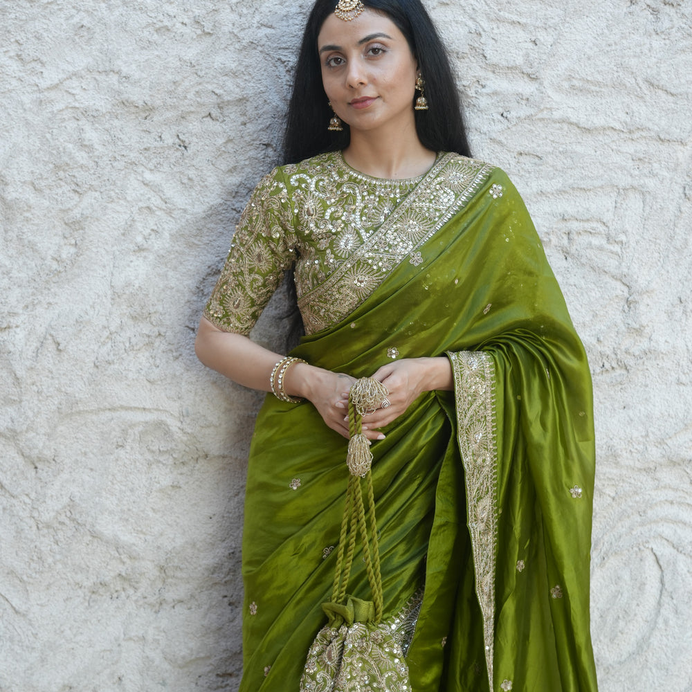 
                      
                        Lakshmi Potli
                      
                    