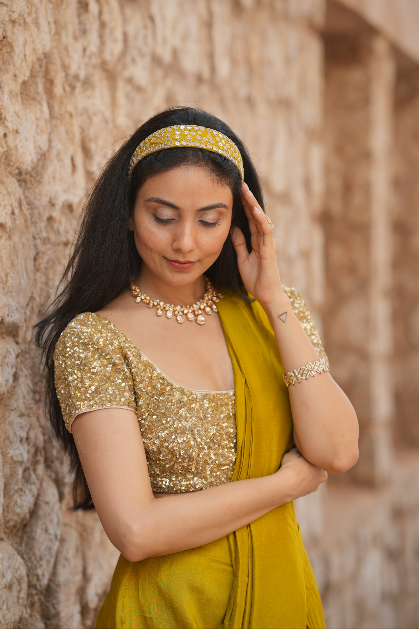 Niyati Hairband